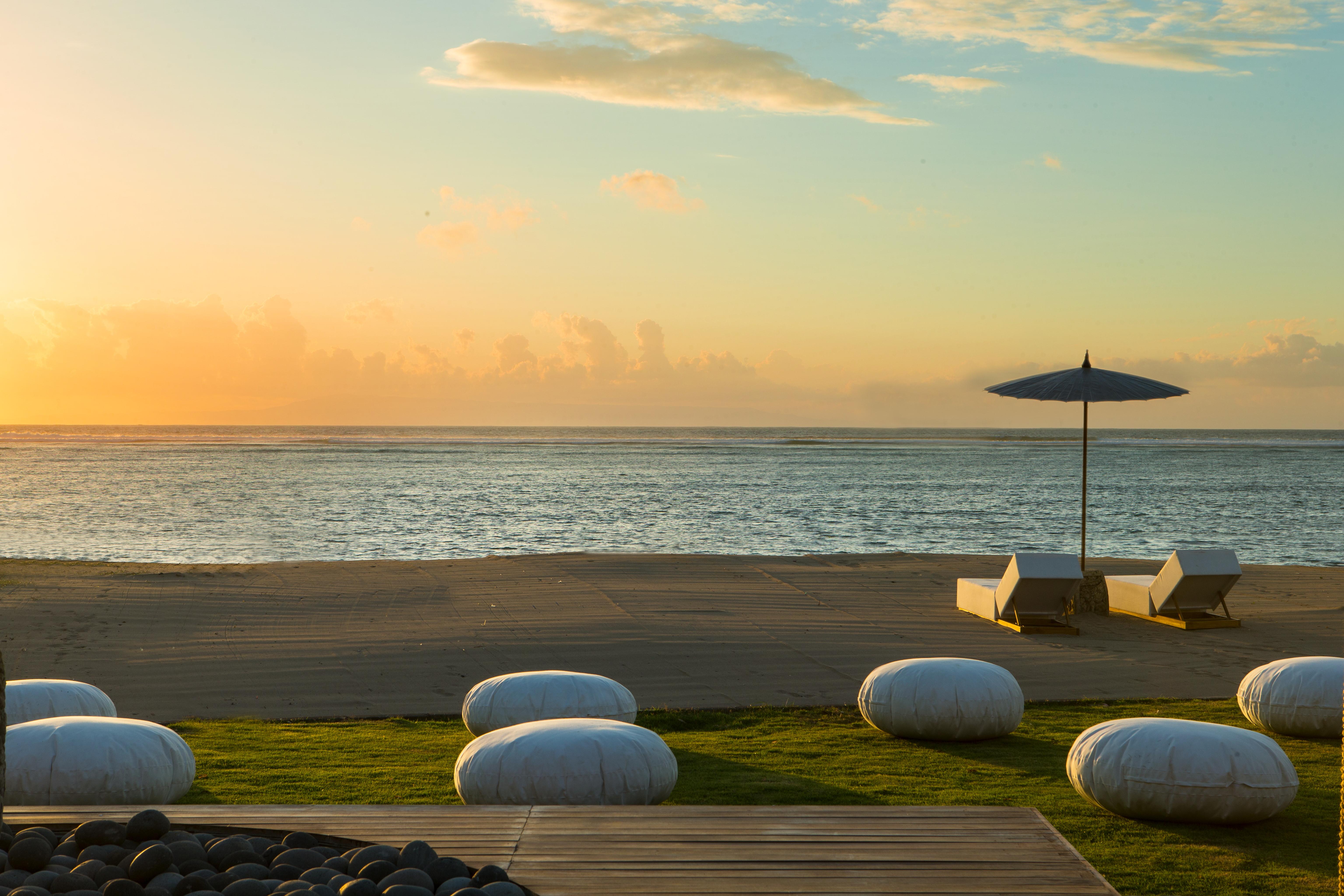 赛达拉精品海滩度假村 努沙杜瓦 外观 照片 Beach at the InterContinental