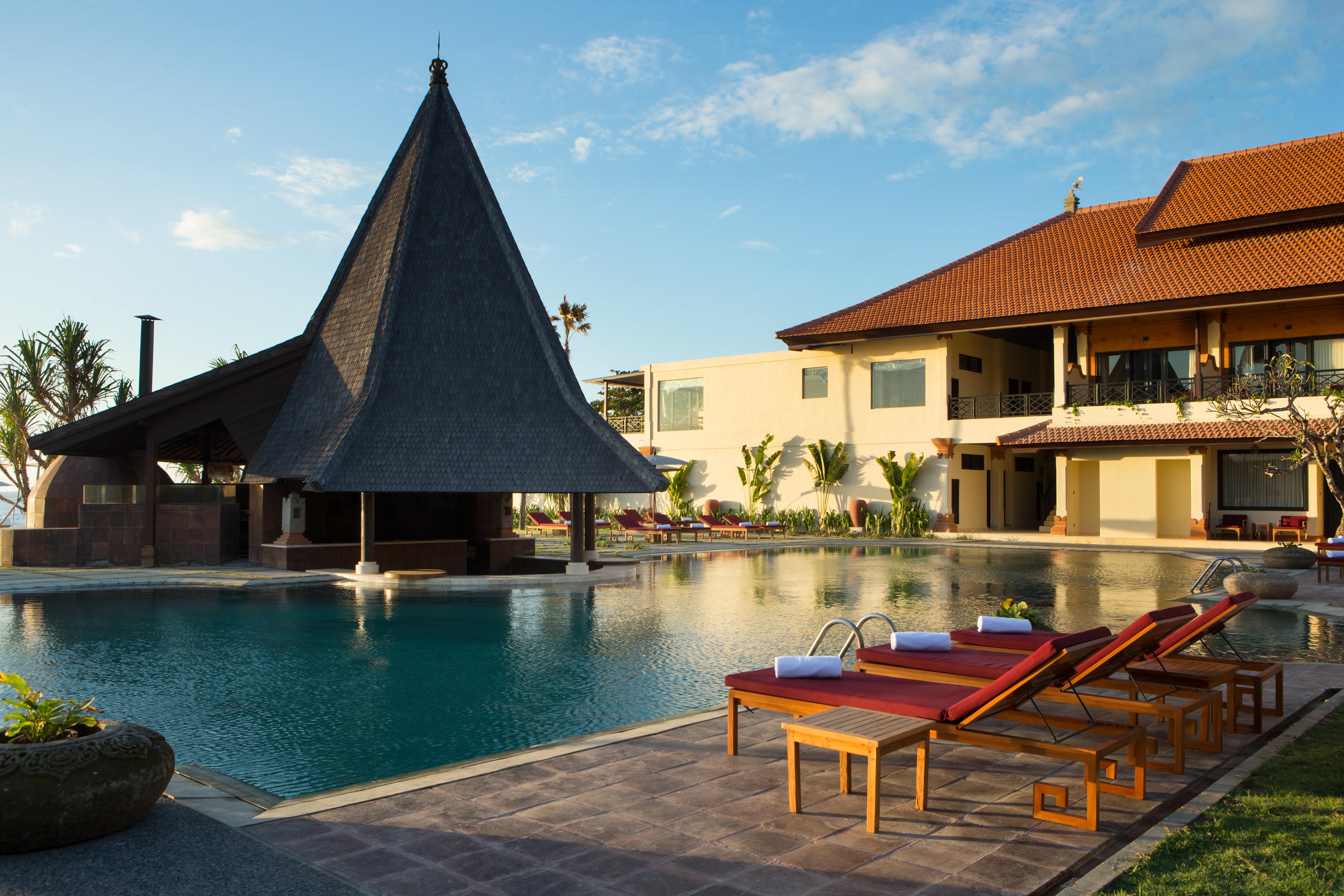 赛达拉精品海滩度假村 努沙杜瓦 外观 照片 The swimming pool at the hotel